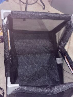 Neutral Dark Gray Dot Playard Sheet by